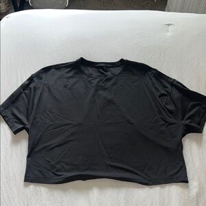 Lululemon Graphite Grey Workout Top; Size women’s 6